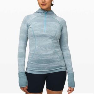 Lululemon swiftly speed hooded zip with DWR small aqua smoke.  Size 6